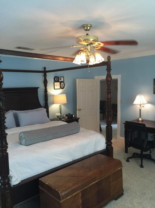 Huffman House Bed & Breakfast image 10